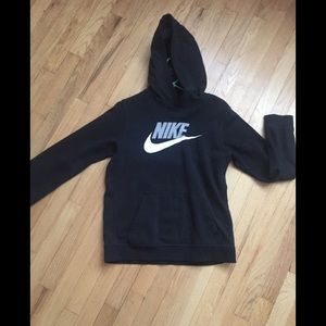 ➡️2/$40⬅️ Nike pullover hoodie